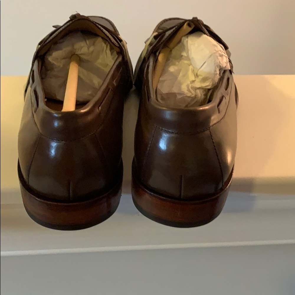Shoes - Picture 3 of 6